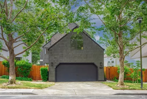 596 March Ave, Healdsburg, CA 95448 photo 3