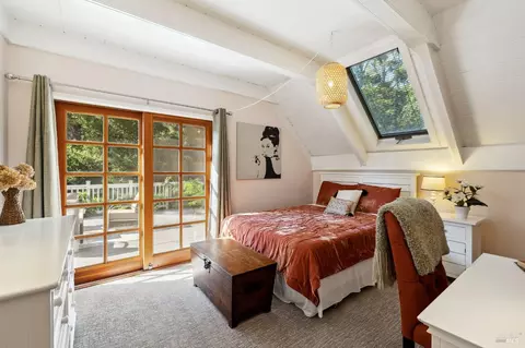 Bedroom - 6401 Lucas Valley Rd, Nicasio, CA 94946 photo 3 of 7