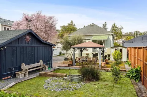 Exterior - 309 Bodega Ave, Petaluma, CA 94952 photo 14 of 16