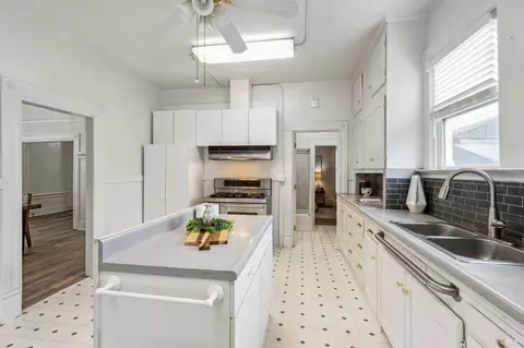 Kitchen - 309 Bodega Ave, Petaluma, CA 94952 photo 3 of 5