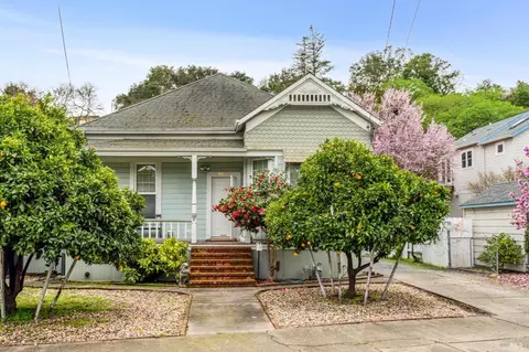 Exterior - 309 Bodega Ave, Petaluma, CA 94952 photo 4 of 16