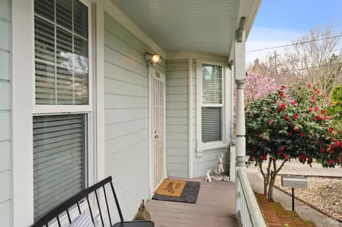 Exterior - 309 Bodega Ave, Petaluma, CA 94952 photo 5 of 16