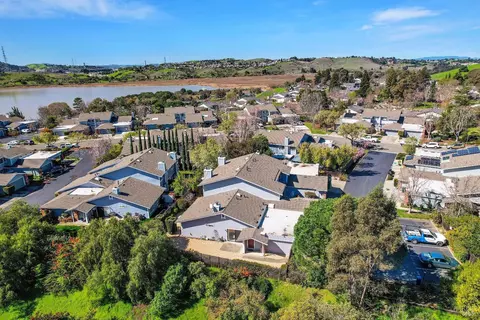 1776 Stuart Ct, Benicia, CA 94510 photo 6