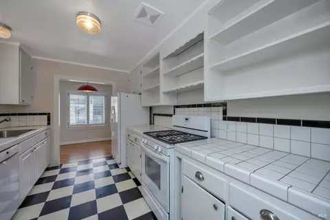 Kitchen - 1007 Mountain View Ave, Petaluma, CA 94952 photo 2 of 3