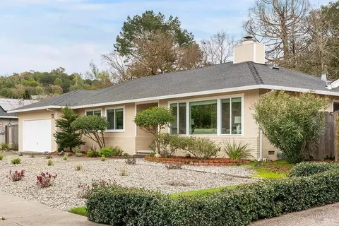 60 Westwood Dr, Novato, CA 94945