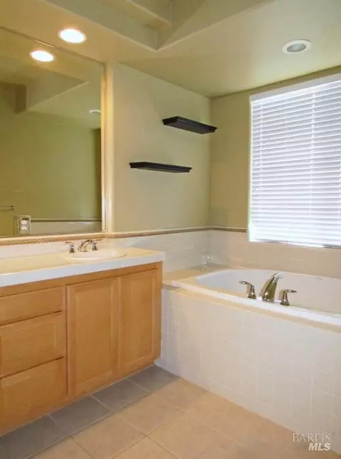 464 Riverview Dr, Ukiah, CA 95482 photo 13