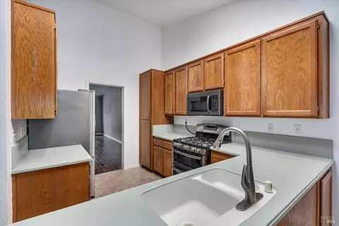 9232 Piccadilly Cir, Windsor, CA 95492 photo 18