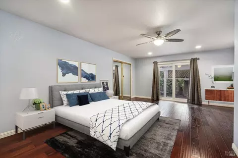 9232 Piccadilly Cir, Windsor, CA 95492 photo 4