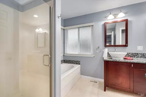 9232 Piccadilly Cir, Windsor, CA 95492 photo 27