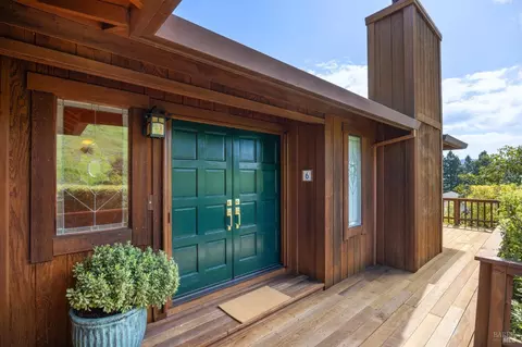 6 Robinhood Dr, Novato, CA 94945
