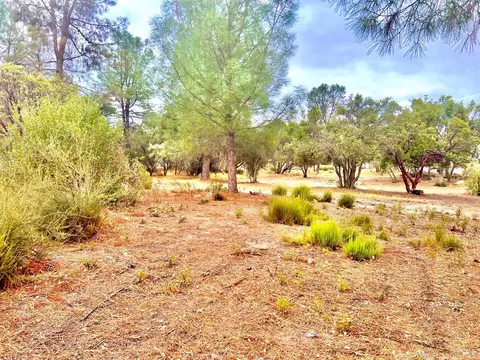 3461 Park St, Clearlake, CA 95422