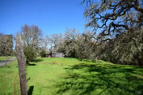 Exterior - 4042 Bones Rd, Sebastopol, CA 95472 photo 21 of 30