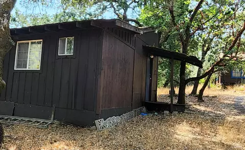 Exterior - 4042 Bones Rd, Sebastopol, CA 95472 photo 7 of 30
