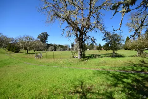 Exterior - 4042 Bones Rd, Sebastopol, CA 95472 photo 23 of 30