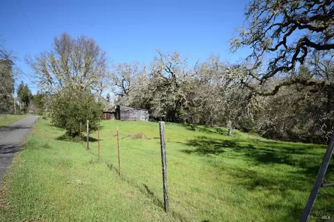 Exterior - 4042 Bones Rd, Sebastopol, CA 95472 photo 20 of 30