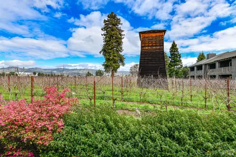 Exterior - 4076 Howard Ln, Napa, CA 94558 photo 3 of 14