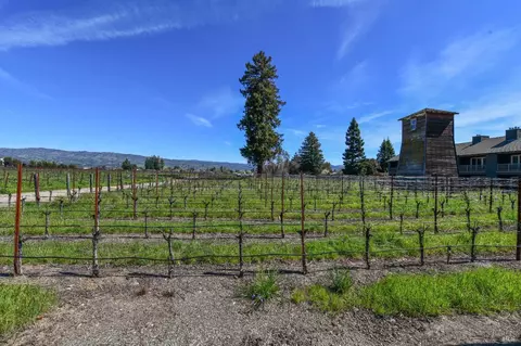 Exterior - 4076 Howard Ln, Napa, CA 94558 photo 6 of 14