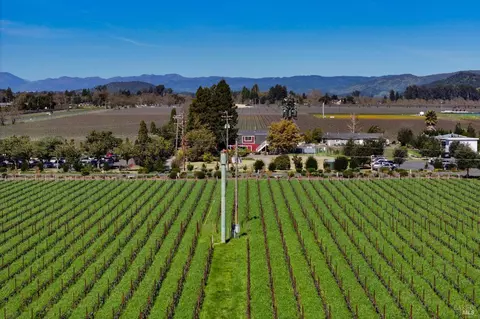 View/Area - 4076 Howard Ln, Napa, CA 94558 photo 3 of 16