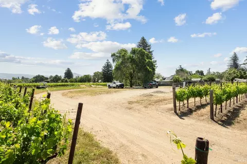 Exterior - 4076 Howard Ln, Napa, CA 94558 photo 12 of 14