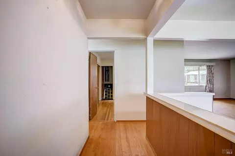 Bath - 416 Ridge Ave, Vallejo, CA 94591 photo 1 of 8