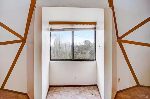 Bedroom - 416 Ridge Ave, Vallejo, CA 94591 photo 6 of 9