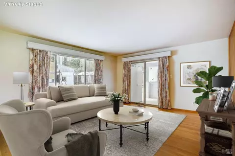 Living - 416 Ridge Ave, Vallejo, CA 94591 photo 5 of 6