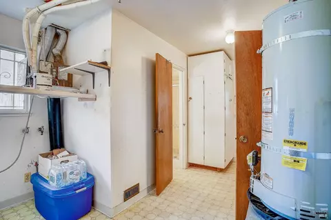 Bedroom - 416 Ridge Ave, Vallejo, CA 94591 photo 9 of 9