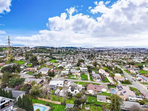 View/Area - 416 Ridge Ave, Vallejo, CA 94591 photo 6 of 9