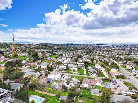 View/Area - 416 Ridge Ave, Vallejo, CA 94591 photo 7 of 9