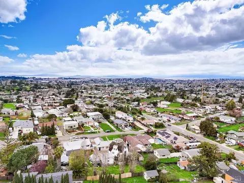 View/Area - 416 Ridge Ave, Vallejo, CA 94591 photo 9 of 9