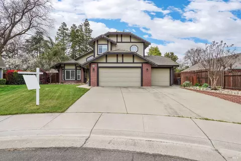 1365 Kirby Ct, Dixon, CA 95620