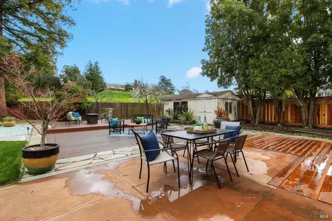 Exterior - 406 Solano Dr, Benicia, CA 94510 photo 14 of 25