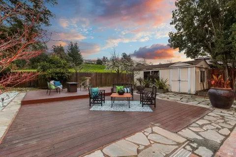 Exterior - 406 Solano Dr, Benicia, CA 94510 photo 13 of 25