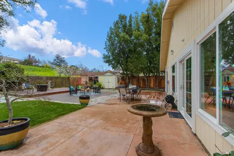 Exterior - 406 Solano Dr, Benicia, CA 94510 photo 15 of 25