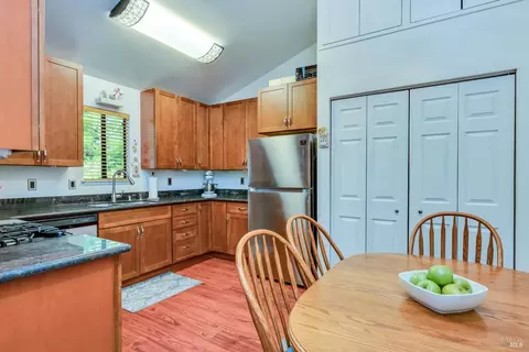 38 Pine Tree Cir, Cotati, CA 94931 photo 6