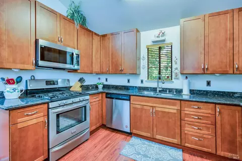 38 Pine Tree Cir, Cotati, CA 94931 photo 2