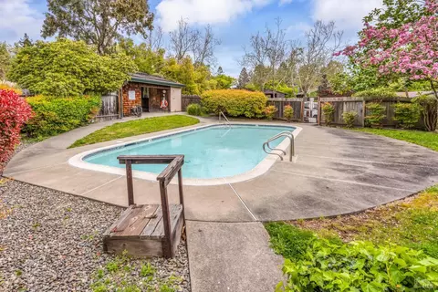 38 Pine Tree Cir, Cotati, CA 94931 photo 16