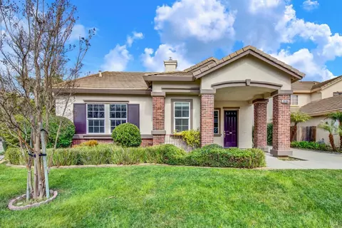 1698 Hickam Cir, Suisun City, CA 94585