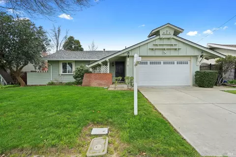 448 Azalea Way, Vacaville, CA 95688