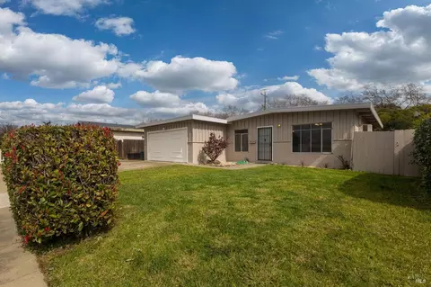 1412 Adams St, Fairfield, CA 94533 photo 3