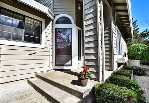 17 Saint Patrick Ct, Sonoma, CA 95476 photo 2