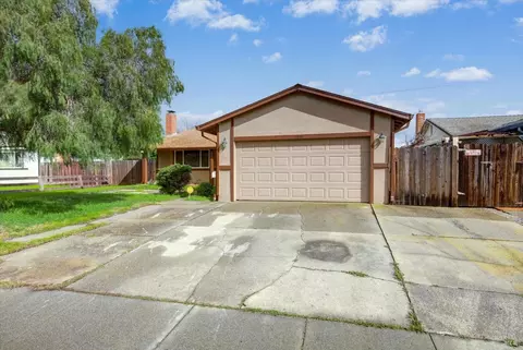 2048 Swan Way, Fairfield, CA 94533
