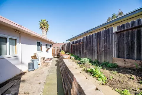 Exterior - 109 Esa Dr, Vallejo, CA 94591 photo 20 of 25