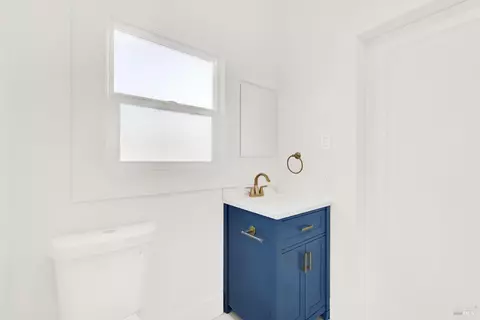 Bath - 1901 Georgia St, Vallejo, CA 94590 photo 3 of 5