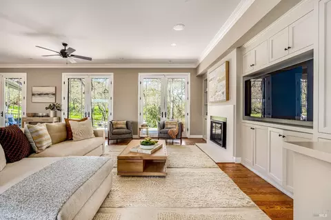 Living - 2225 1st Ave, Napa, CA 94558 photo 2 of 6