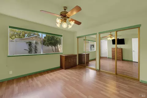 Bedroom - 148 Edwin Dr, Vacaville, CA 95687 photo 5 of 7