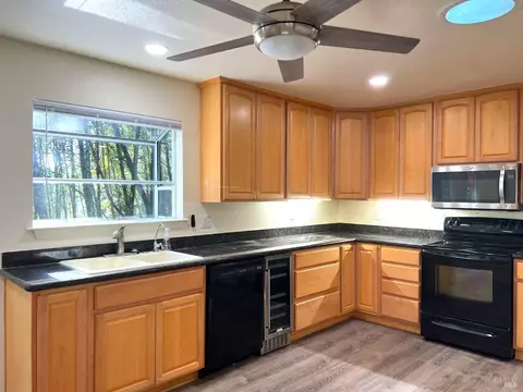 27060 Bear Dr, Willits, CA 95490 photo 6