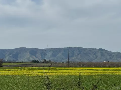 8757 Winters Rd, Winters, CA 95694