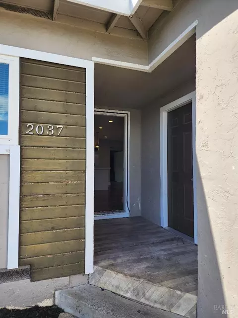 2037 Nottingham Dr, Fairfield, CA 94533 photo 3