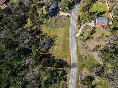 26400 Sherwood Rd, Willits, CA 95490